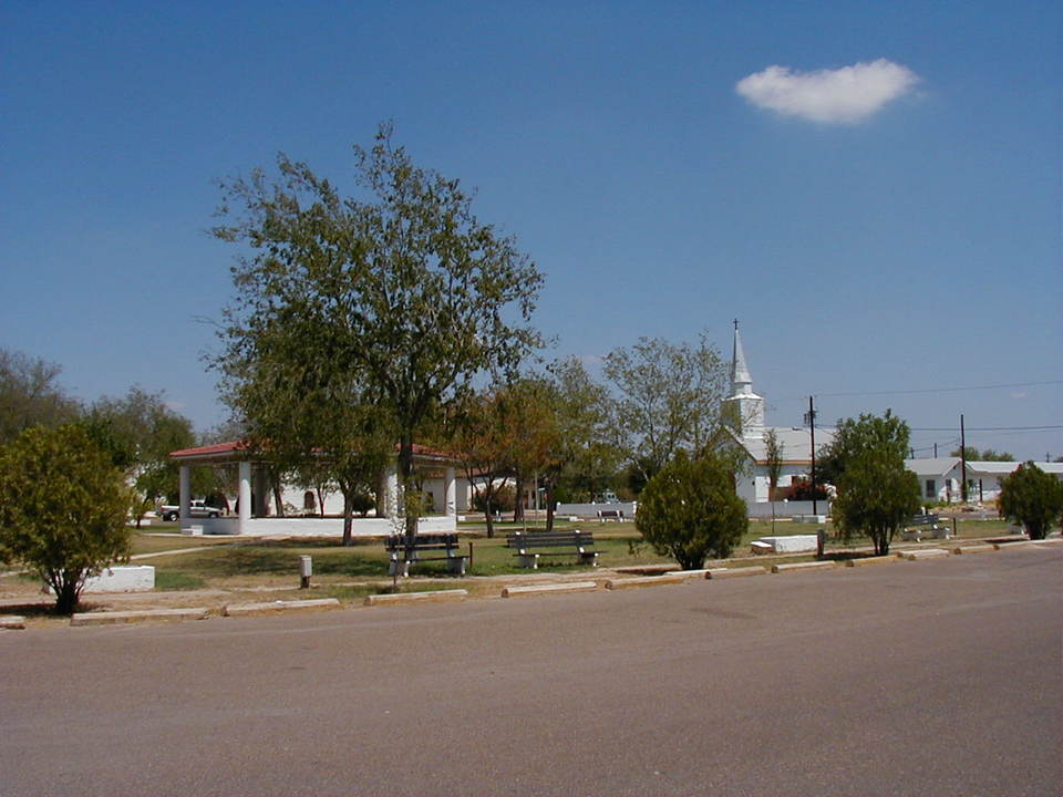San Ignacio, TX Square and church photo, picture, image (Texas) at