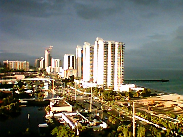 Sunny Isles Beach, FL : Rainy Day in Sunny Isles
