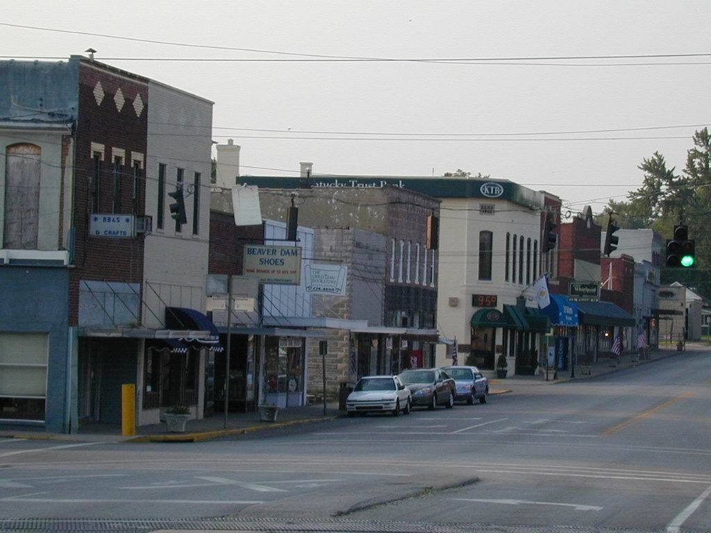 Beaver Dam, KY : looking north in downtown beaver dam, the old part of