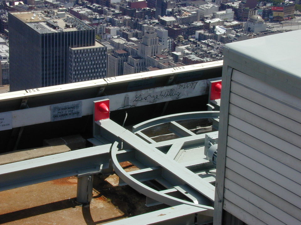 Elmont, NY : George Willing (Spiderman) Autograph Roof of World Trade Center