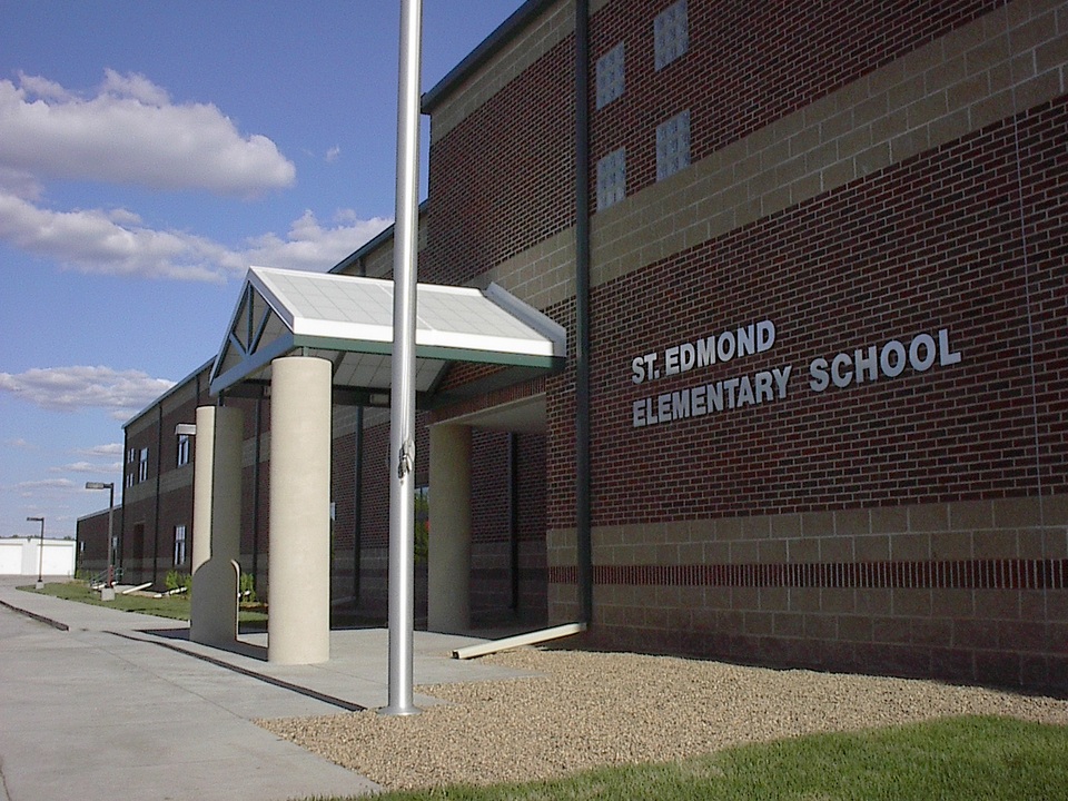 Fort Dodge, IA: St. Edmond Elementary School