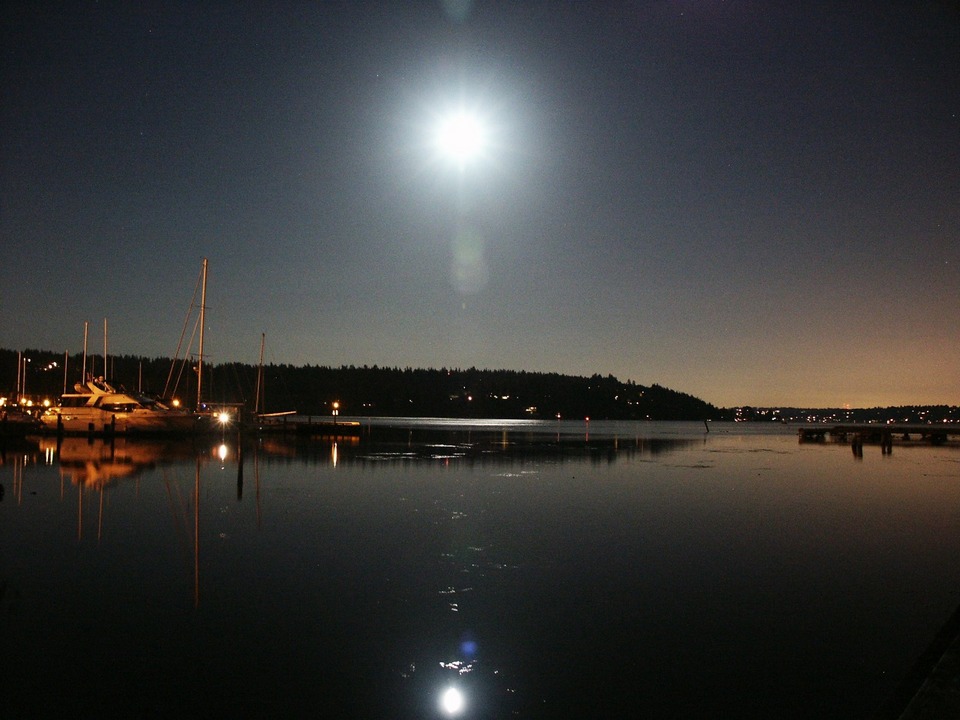 Kenmore, WA: A blue moon (second full moon in same month), looking across Lake Washington toward Inglewood GC from Tracy Owens Park, in 2004