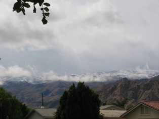 La Quinta, CA : A rare sight, snow in the hills above La Quinta cove