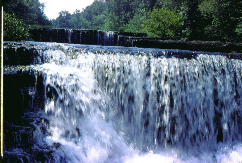 Manchester, TN: Water Fall at Old Stone Fort State Park