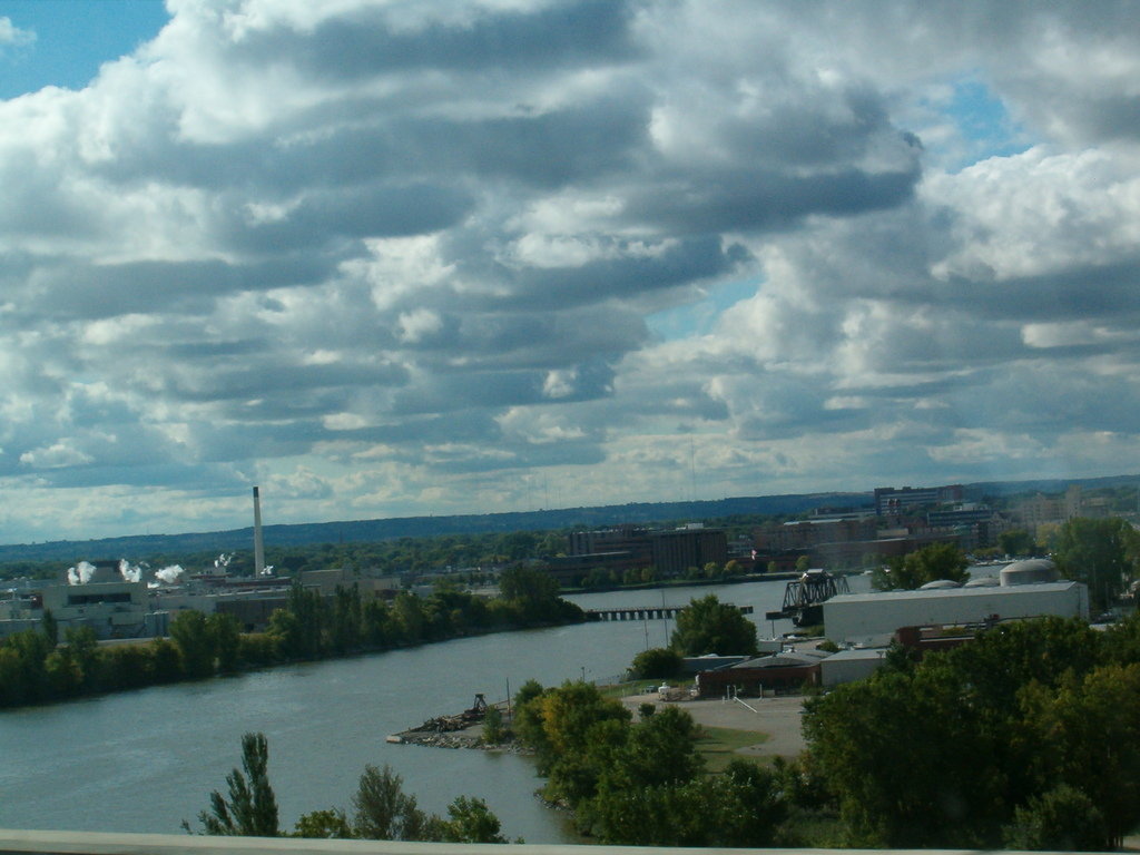 Green Bay, WI : Scene from Leo Frigo Bridge looking south