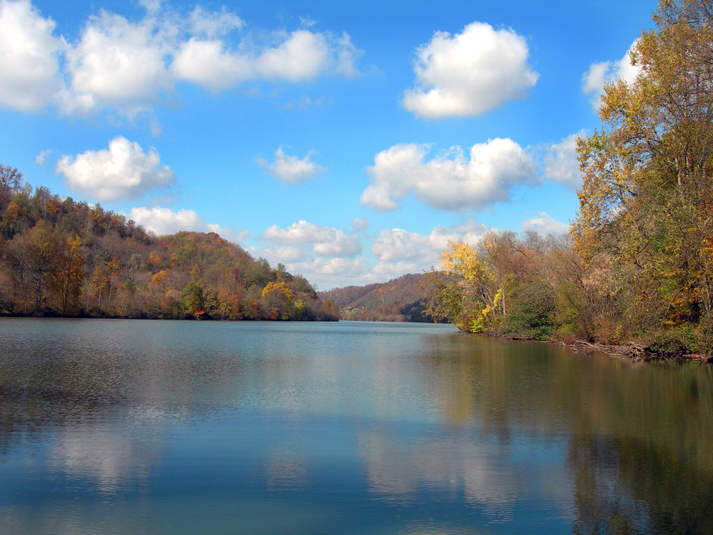 Fairmont Wv The Beautiful Monongahela River Begins Near Fairmont