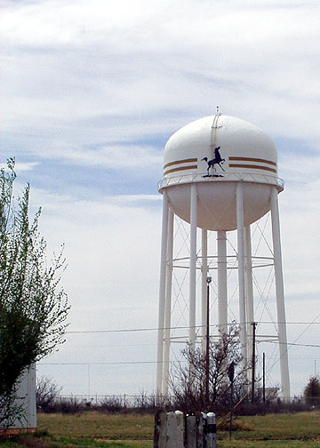 Andrews, TX: Andrews water tower with Mustang emblem.