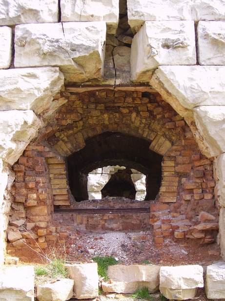 Erin, TN : Historic lime kilns adorn the country side of Erin, Tennessee