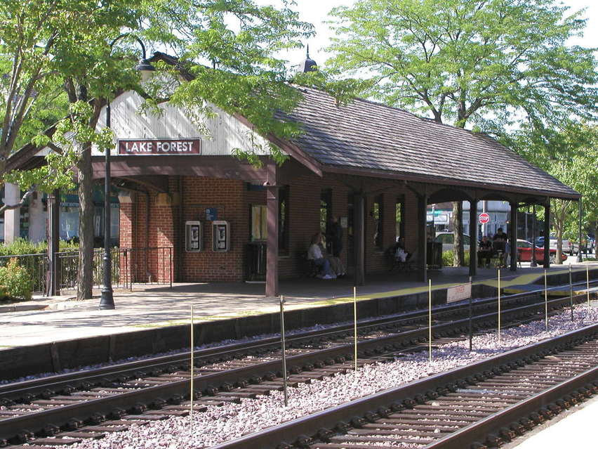 Lake Forest, IL: Lake Forest METRA Train Station