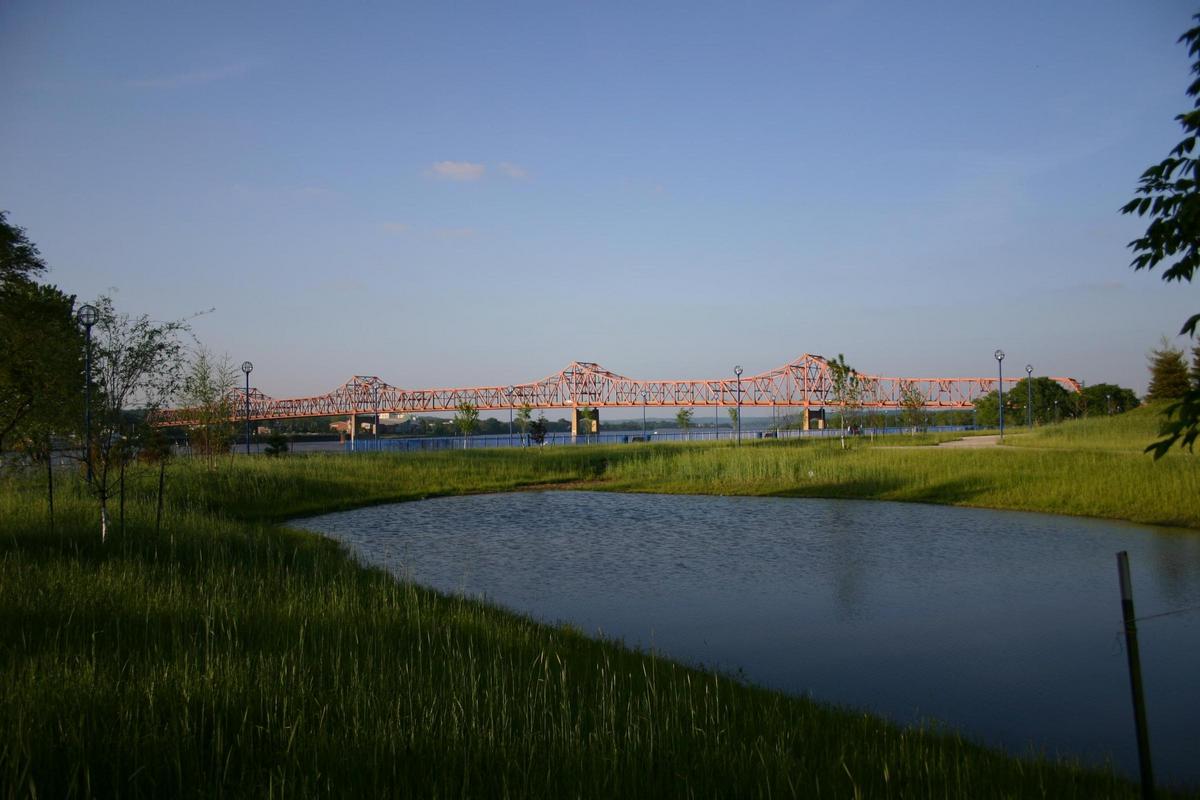 East Peoria, IL: Murray Baker Bridge From East Peoria