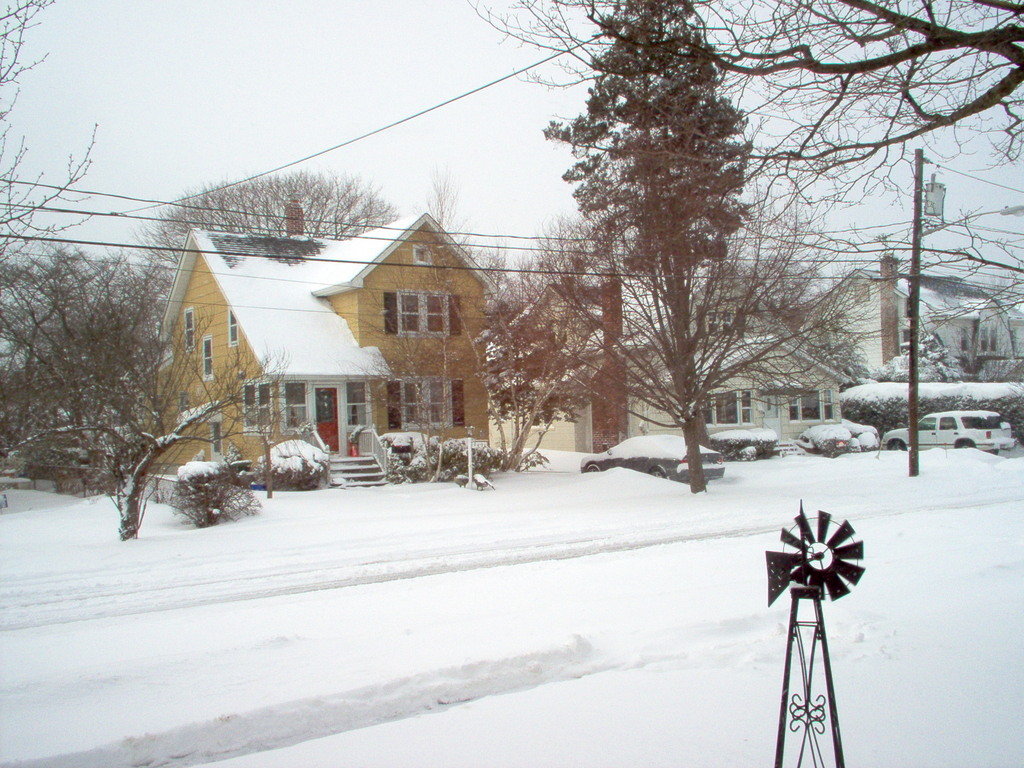 Baldwin, NY: Willard Avenue Blizzard Winter 2006