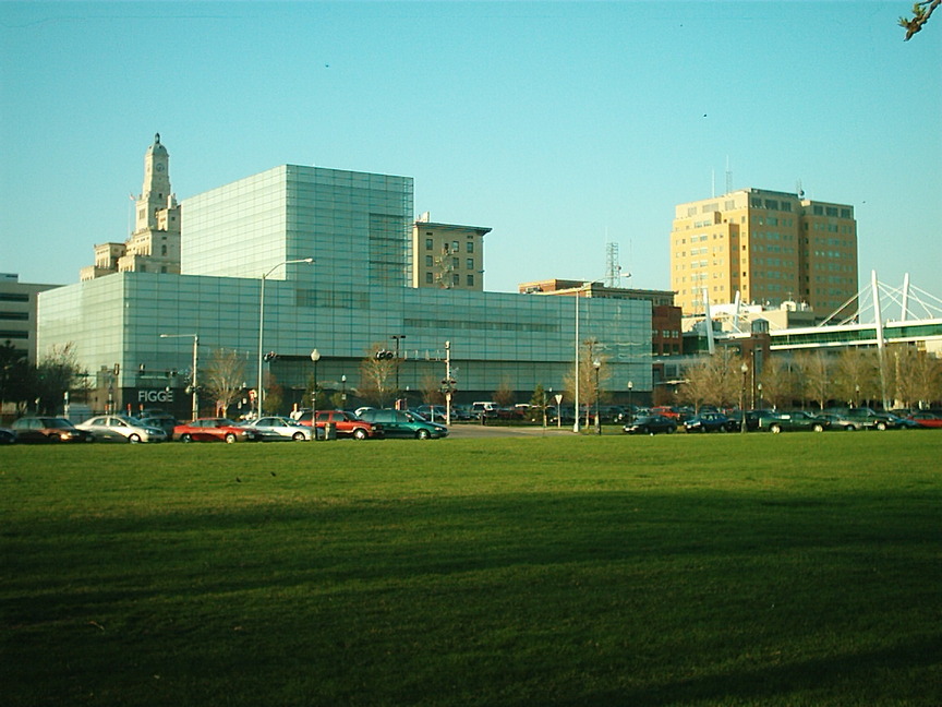 Davenport, IA: Downtown from Centennial park