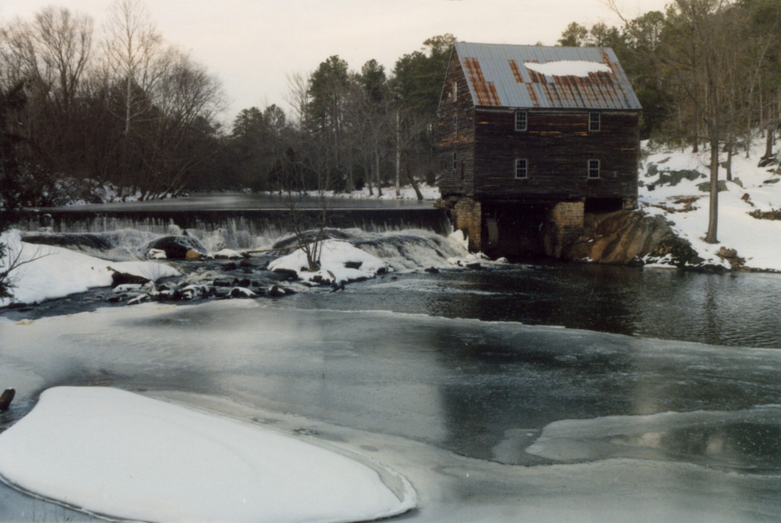 Louisburg, NC : Laurel Mill after snowfall