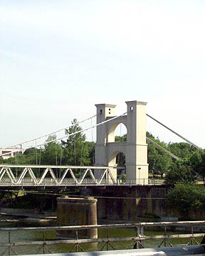 Waco, TX: Suspension Bridge over the Brazos River