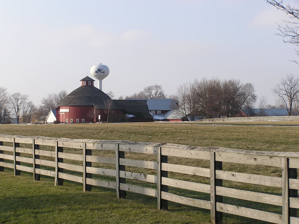 Nappanee, IN: Amish AcresNappanee, IN