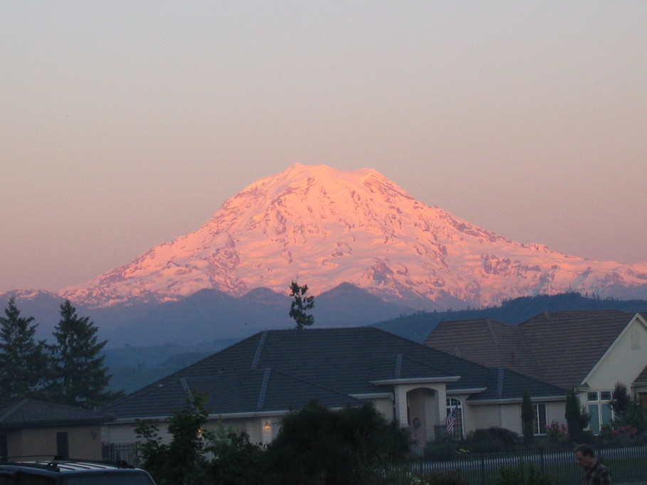 South Hill, WA : Good Morning Mt. Rainier! photo, picture, image