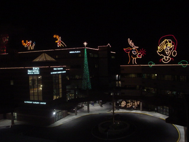 Ashland, KY : Kings Daughters Medical Center at Christmas time 2005