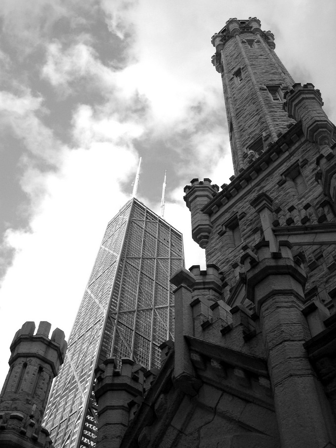 Chicago, IL: Old Meets New