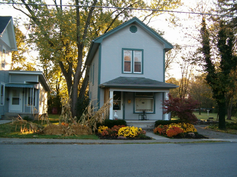 Bethel, OH: narrow two story house -200 block of south union st.