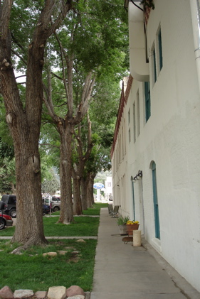 Raton, NM : Third Street, Raton, NM.  El Portal Hotel