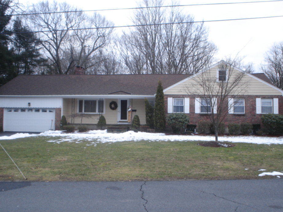 Milton, MA : A House In Milton