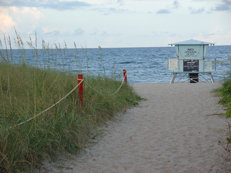 Pompano Beach, FL: Lifeguard Station in Pompano