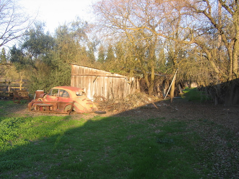 Morada, CA : Easy Living