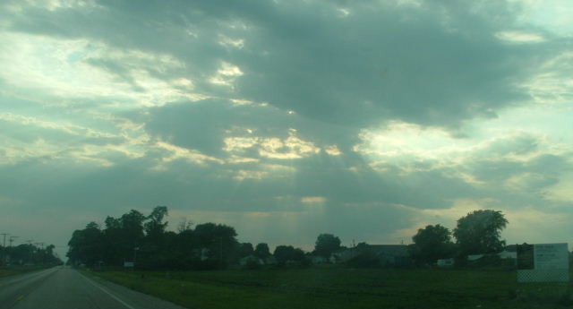 Braidwood, IL: I was going towards coal city leaving braidwood and the sky looked very cool