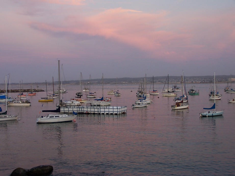 Monterey, CA : Fishermans Wharf in the evening