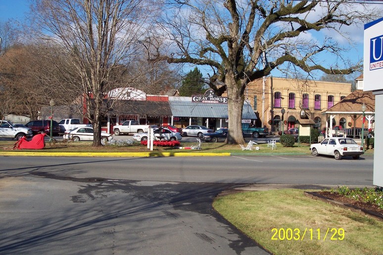 Cave Spring, GA : Main St in Cave Spring, Georgia