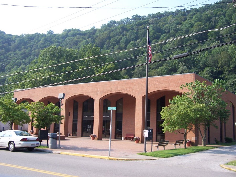 Clay, WV: New Clay County Courthouse, Clay, West Virginia
