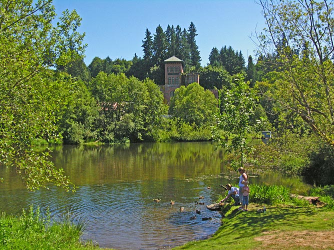 Tumwater, WA: Tumwater's Historic Brewery Building and One of Several Parks