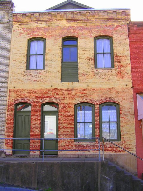 Jackson, CA : House on Court  Street ( former site of Amador County Prison)