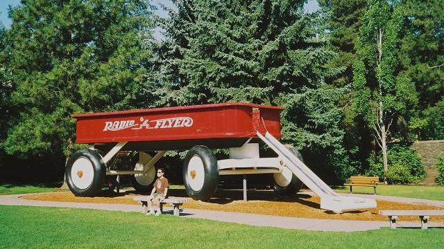 Spokane, WA: Giant Red Wagon