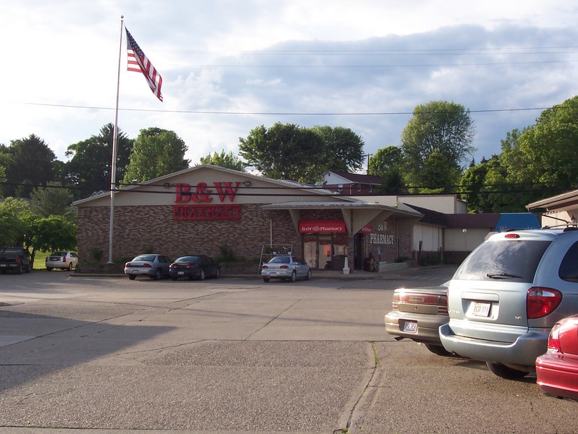 Beverly, OH : B&W Pharmacy