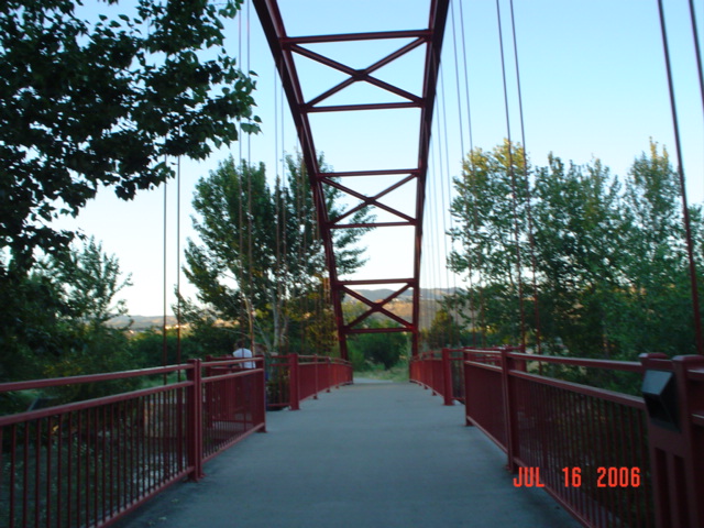 Boise, ID : Green belt bridge over Boise river