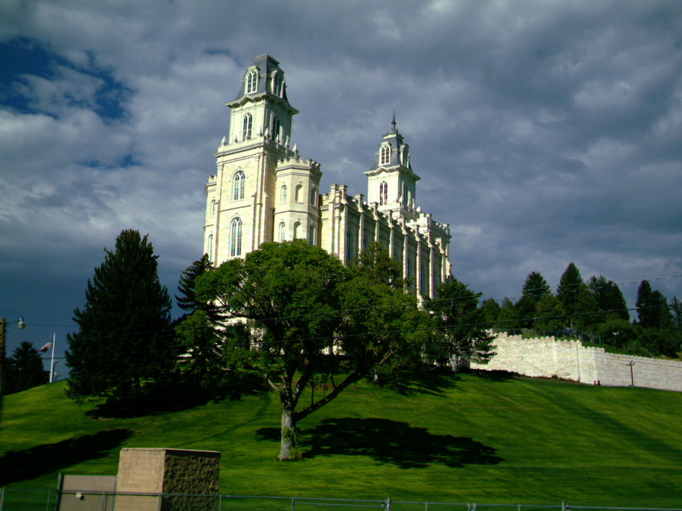Manti, UT Manti temple photo, picture, image (Utah) at