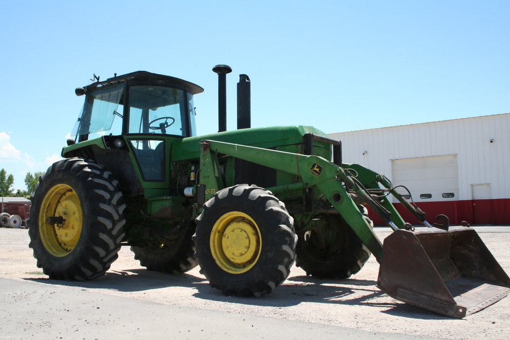 American Falls, ID : tractor !