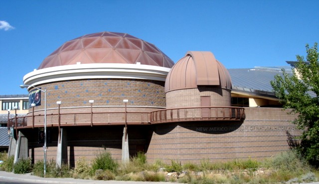 Albuquerque, NM : Science Museum near Old Town, Albuquerque, NM