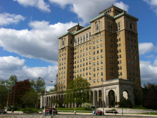 Battle Creek, MI: Federal Center Building in Battle Creek