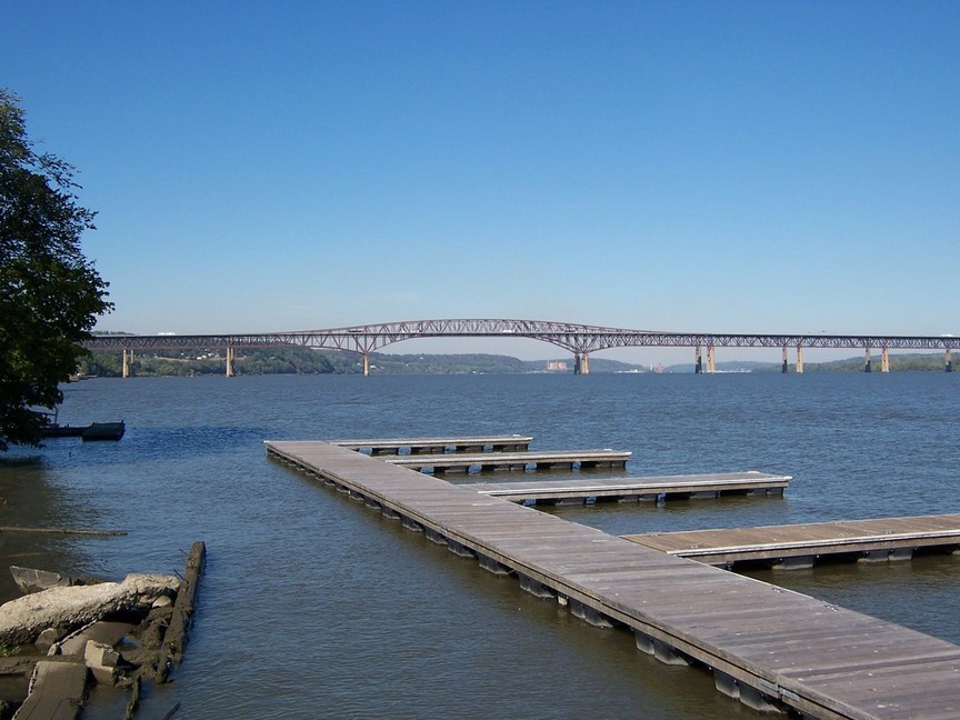 Newburgh, NY: Newburgh-Beacon Bridge