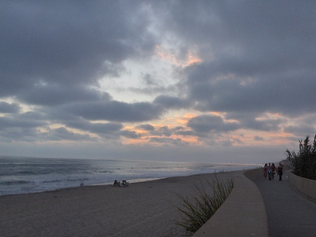 Carlsbad, CA : Carlsbad Seawall