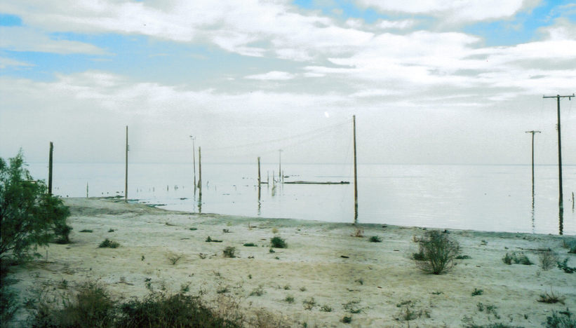 Bombay Beach, CA : Waterfront fron levy at 5th st and Ave.G