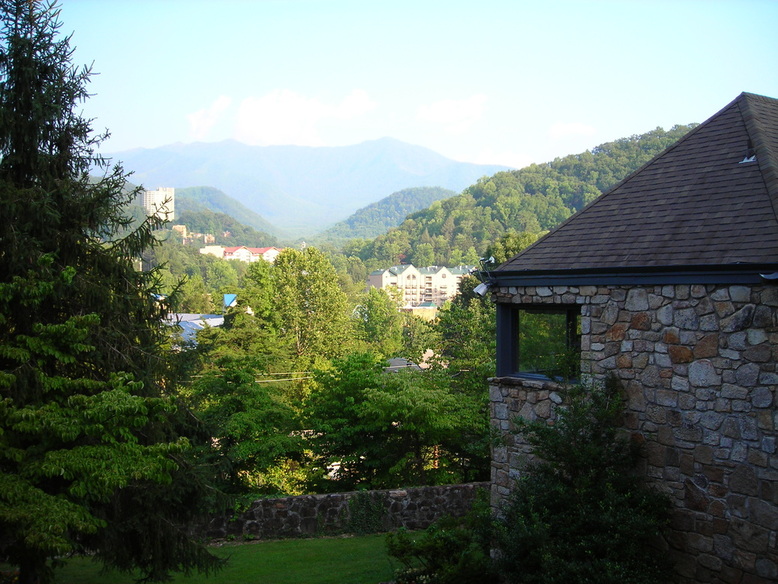Gatlinburg, TN : View from the Best Western Fabulous Chalet