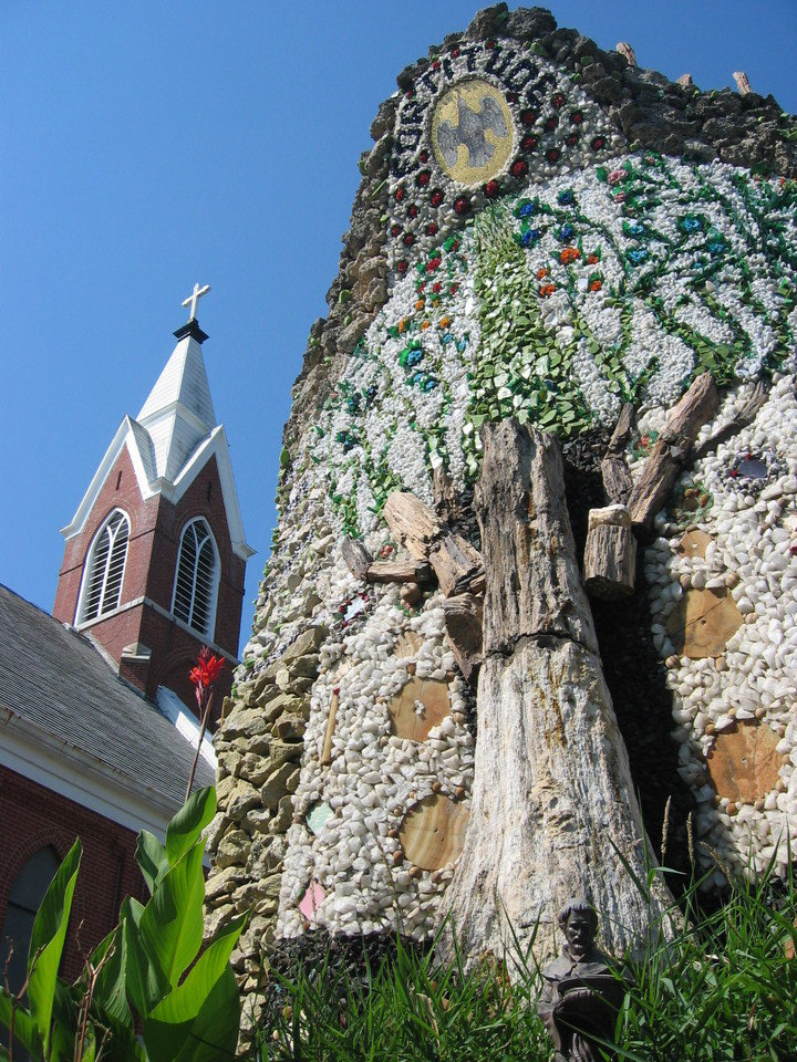 Dickeyville, WI: Part of the famour Dickeyville Catholic Grotto Shrine