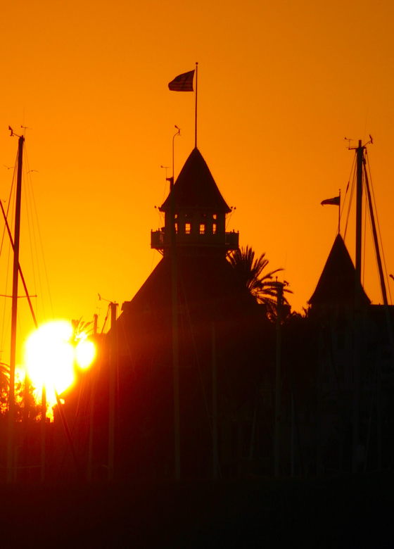 Coronado, CA : Sunset at the Hotel Del Coronado