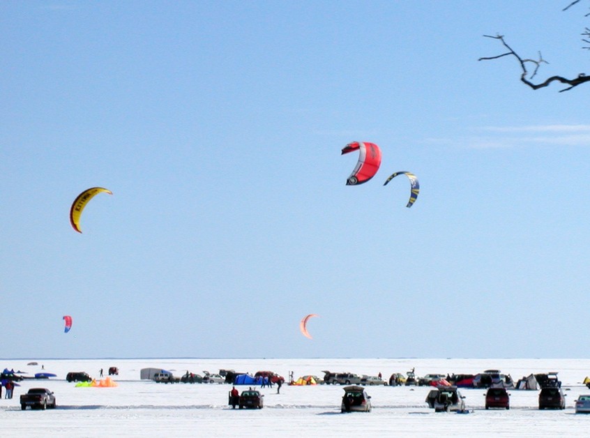 Garrison, MN : Snowboarders on Lake Milacs