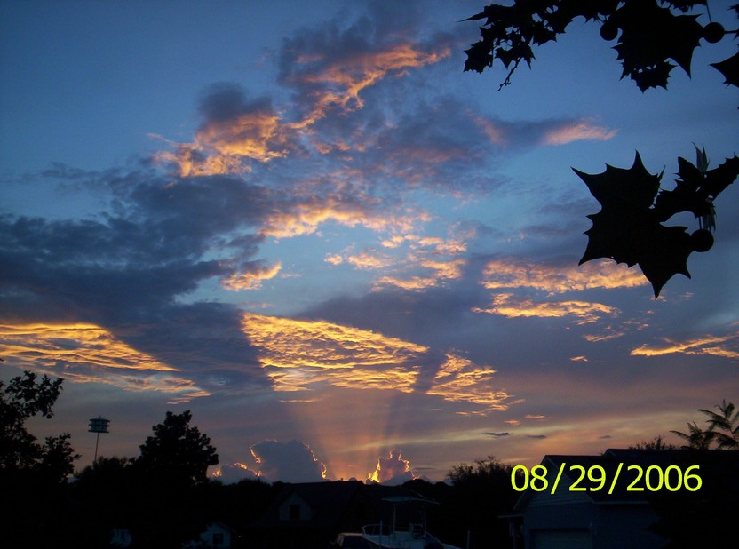 Clermont, FL : Enesto left us with a awesome sunset