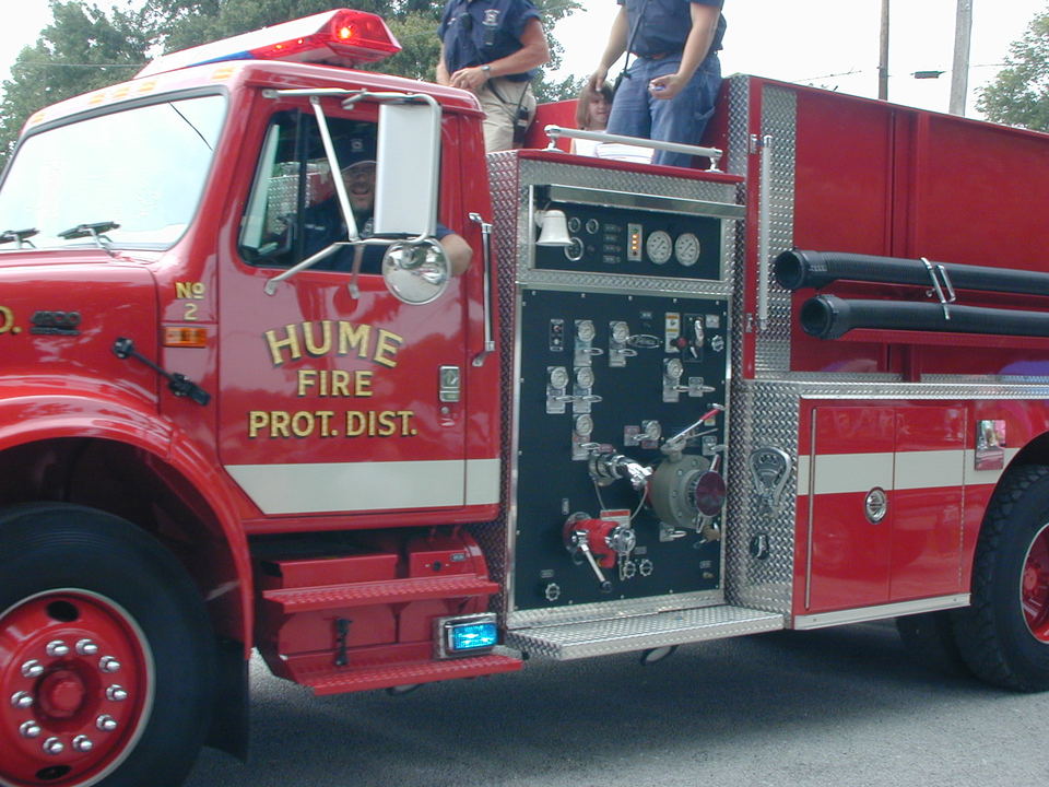 Hume, IL : The Hume Fire Department at the 2006 Festival