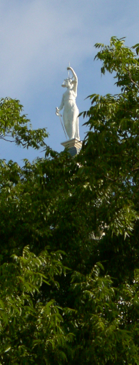 Cameron, TX : The Goddess of Justice